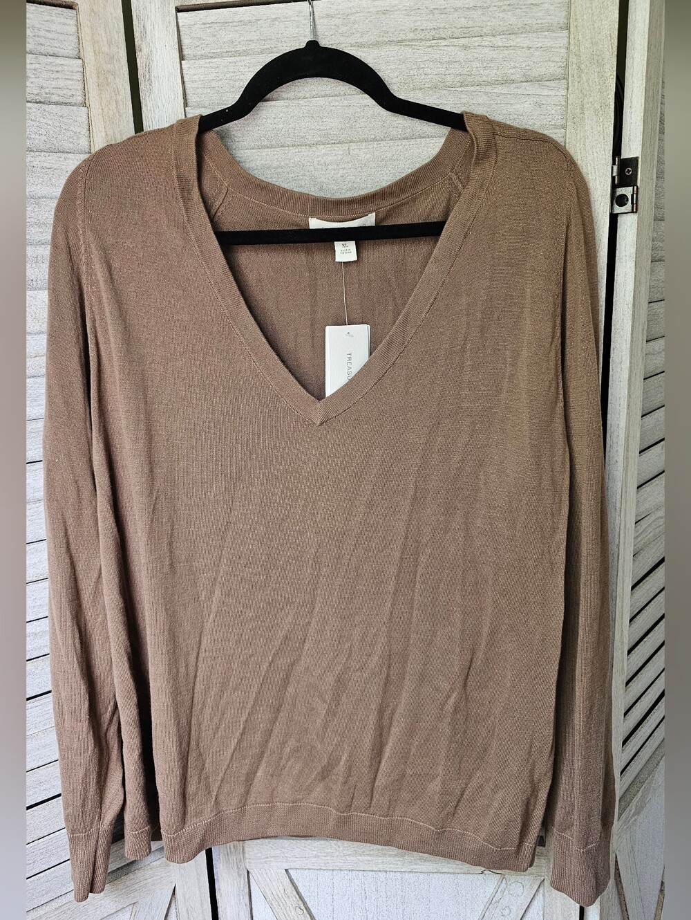 NWT Treasure & Bond V-Neck Sweater